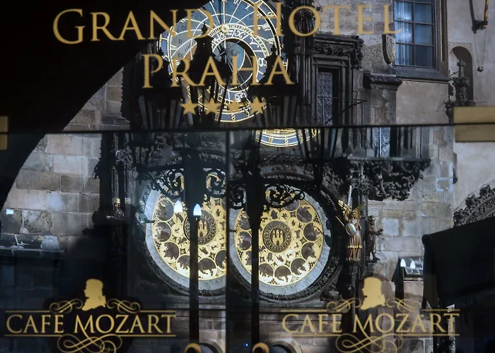 Grand Hotel