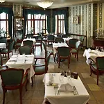 Grand Hotel