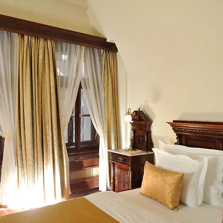 Hotel Grand 4*