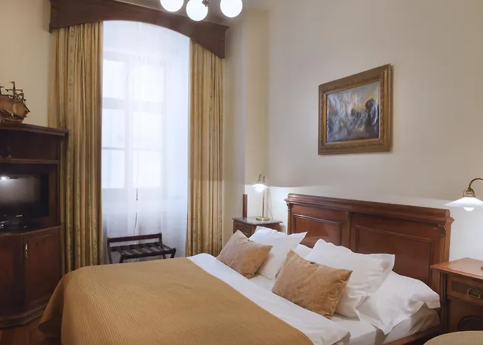 グランド 4* プラハ