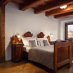 Grand Otel