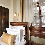 Hotel Grand