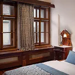 Grand Otel