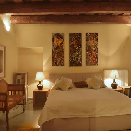 Hotel Grand Praga