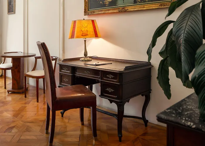 Hotel Grand Praga